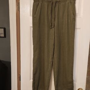 Old Navy Olive Green Wide Leg Pants with Relaxed Fit